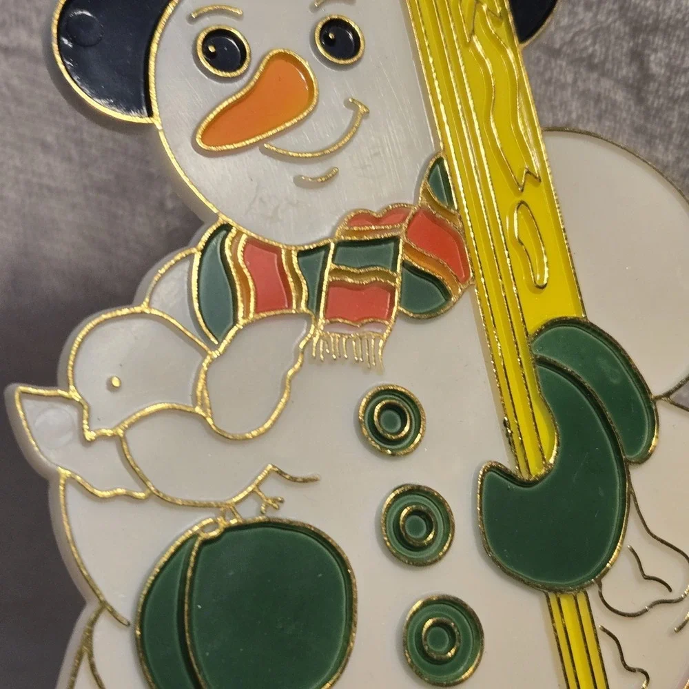 VTG‎ Snowman Suncatcher Christmas Plastic Stained Glass Skis Merry Christmas